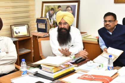 Punjab News: गन्ना काश्तकारों के गोल्डन संधर मिल की बकाए 31 मार्च तक अदा किये जाएंगे: गुरमीत सिंह खुड्डियां