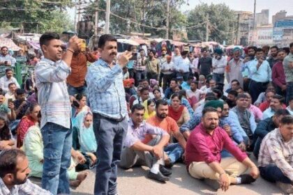 Jalandhar News: जालंधर में संयुक्त कार्रवाई समिति ने दो घंटे तक घेरा MLA रमन अरोड़ा का दफ्तर