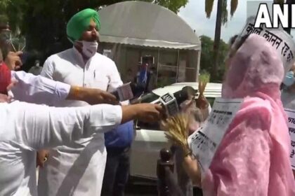 हरसिमरत कौर बादल से भिड़ गए कांग्रेस सांसद रवनीत बिट्टू, कहा - किसानों के नाम पर ड्रामा न करें