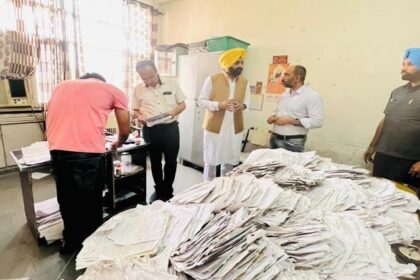 पंजाब: परिवहन मंत्री ने RTA दफ्तर में मारा छापा, अंदर का नाजारा देख रह गए दंग