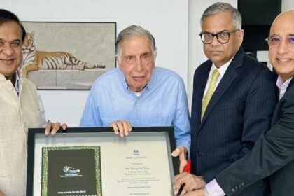 Ratan Tata: रतन टाटा की बड़ी घोषणा, असम में 27,000 करोड़ का करेंगे निवेश