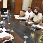 Punjab News: ट्रैफिक रूल्स तोड़ा तो अब आपकी गाड़ी होगी जब्त, लाइसेंस होगा रद्द, पढ़ें पंजाब के चीफ सैक्रेटरी का सख्त आदेश