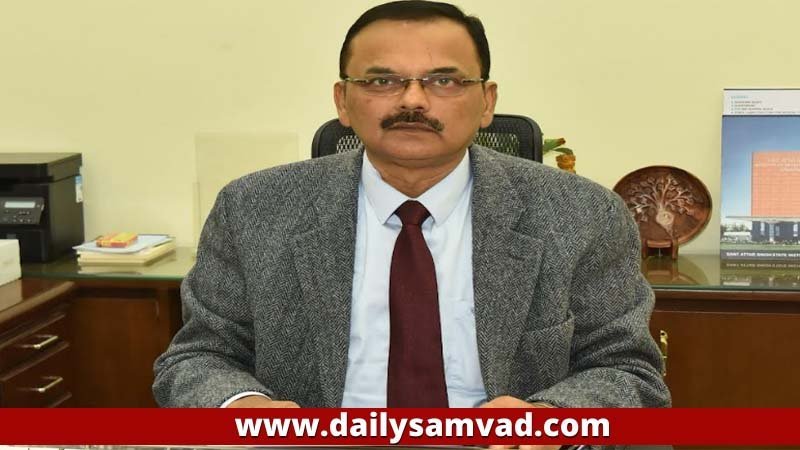 Punjab News: सीनियर IAS अधिकारी विजॉय कुमार सिंह ने मुख्यमंत्री के विशेष मुख्य सचिव के तौर पर पद संभाला