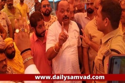 Sodal Temple Jalandhar: जालंधर में श्री सिद्ध बाबा सोढ़ल मंदिर और गुरुद्वारा साहिब की सीमा को लेकर विवाद, माहौल तनावपूर्ण, भारी पुलिस बल तैनात