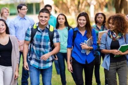 UK Visa: यूके में पढ़ रहे भारतीय छात्रों के लिए बुरी खबर, सरकार ने उठाया बड़ा कदम