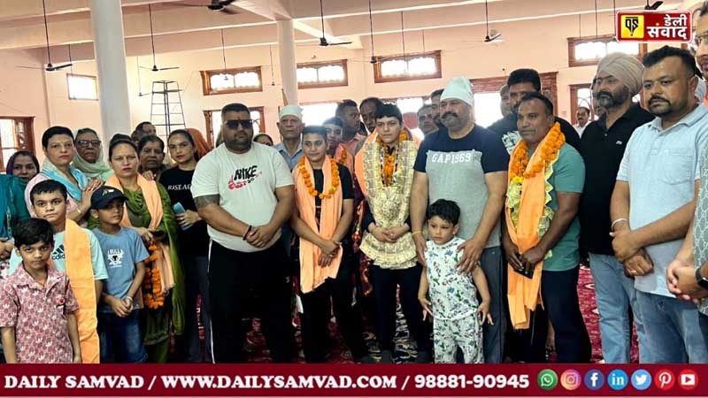 खेलो इंडिया यूथ में राष्ट्रीय स्तर पर ब्राउंस मेडल जीतने वाली जालंधर की बेटी पर हमें नाज है - सुशील रिंकू