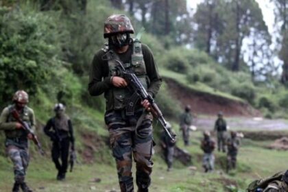 Terrorist Attack in Poonch: जम्मू-कश्मीर के पुंछ में सेना के ट्रक पर आतंकी हमला