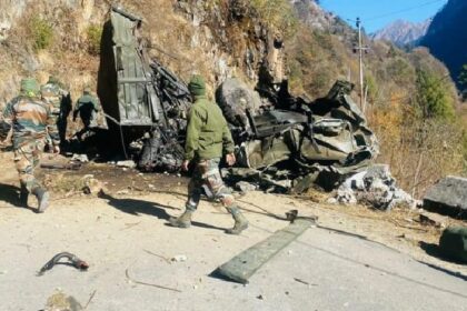 Accident News: सिक्कीम में सेना का ट्रक दुर्घटनाग्रस्‍त, 16 जवान शहीद, 4 घायल