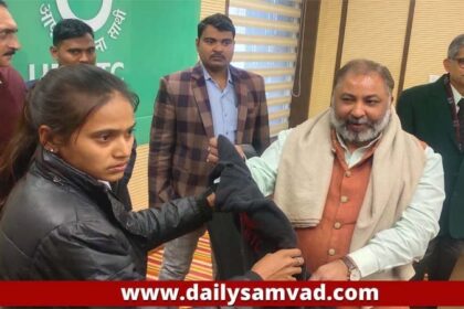 UP News: योगी सरकार की एक और पहल, अब बेटियों के हाथों में यूपी रोडवेज की स्टेयरिंग