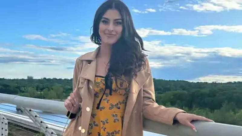 Sophia Leone: एडल्ट स्टार सोफिया लियोनी की संदिग्ध मौत, 26 साल की लियोनी के पास थी 827 करोड़ की संपत्ति, हत्या की आशंका