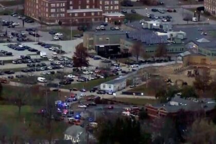 Shooting In US: अमेरिका के अस्‍पताल में फायरिंग, एक की मौत, मची भगदड़