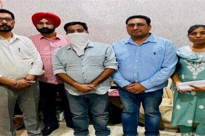 Punjab News: विजिलेंस की टीम ने JE को रिश्वत लेते हुए रंगे हाथ पकड़ा