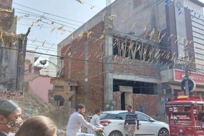 जालंधर: अवैध निर्माणों के भ्रष्टाचार पर घिर सकते हैं कमिश्नर करणेश शर्मा, लोकपाल से शिकायत