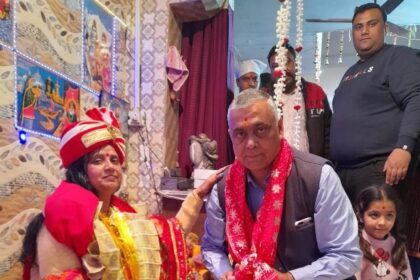 पावन इच्छाधारी नीलम मणि शेषनाग जी दरबार में 18वें वार्षिक मेला समारोह में पूर्व सीपीएस केडी भंडारी ने परिवार सहित लगाई हाजिरी