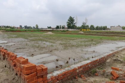 Jalandhar News: जालंधर के इस बिल्डर्स ने नगर निगम को लगाई करोड़ों की चपत, नाहलां पिंड के पास अवैध कालोनी में काम शुरू