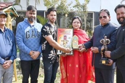 St Soldier News: सेंट सोल्जर को-एजुकेशन कॉलेज के छात्र कमल सोलंकी ने पूरे एशिया में चमकाया ग्रुप का नाम