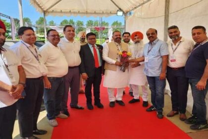 Jalandhar By Poll: 'आप' उम्मीदवार सुशील रिंकू ने जालंधर के 'इंडिया स्पोर्ट्स गुड्स एक्सपो' में लिया हिस्सा