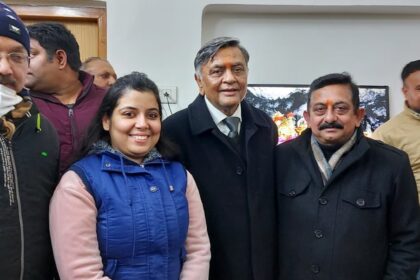 जालंधर सैंट्रल: BJP प्रत्याशी मनोरंजन कालिया के घर जश्न, अजय जगोता-किरन जगोता समेत समर्थकों ने दी बधाई, कहा - इस बार भारी मतों से जीतेंगे