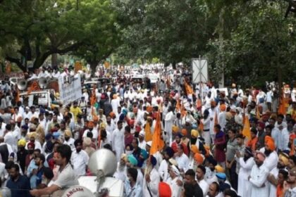 पूर्व डिप्टी सीएम सुखबीर बादल समेत अकाली दल के कई नेता गिरफ्तार, जाने वजह