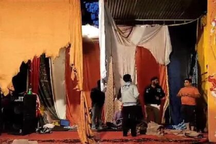 Punjab News: पंजाब के इस जिले में शरारती तत्वों ने रामलीला के मंच पर लगाई आग, मचा हड़कंप