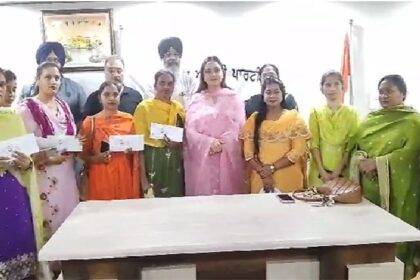 Punjab News: पंजाब सरकार ने दीवाली के मौके पर आंगनबाडी वर्करों को दिया बड़ा तोहफा