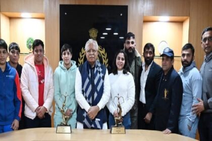 Haryana News: सीएम ने अर्जुन अवार्ड से पुरस्कृत खिलाड़ियों व कोच को किया सम्मानित