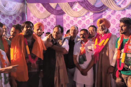 Jalandhar By Poll: अविनाश चंद्र ने कांग्रेस और अकालियों को दिया बड़ा झटका, कई नेताओं को ज्वाइन करवाई भाजपा