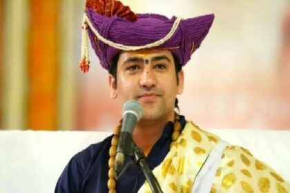 Bageshwar Dham: बागेश्वर धाम के बाबा धीरेंद्र शास्त्री के बयान पर पंजाब में मचा बवाल, बाबा को इस संगठन ने दी चेतावनी