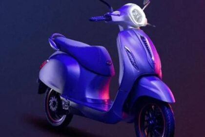 बजाज चेतक ने लांच किया इलेक्ट्रिक स्कूटर, सबसे पहले इस शहर के लोग खरीद पाएंगे, जाने कीमत