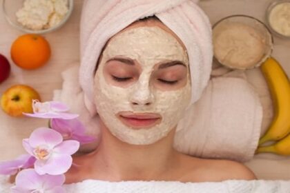 Banana Peel reduces Wrinkles: क्या आप जानते है केले में मौजूद न्यूट्रिशन रिंकल्स की समस्या दूर करने में है असरदार?