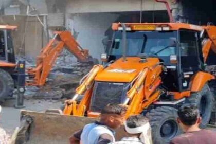 Punjab News: पर्ल ग्रुप पर बड़ी कार्रवाई, अवैध संपत्तियों पर चला सरकार का पीला पंजा