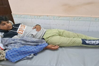 Bihar News: जेल प्रशासन के डर से कैदी ने निगला मोबाइल, बिगड़ी तबीयत