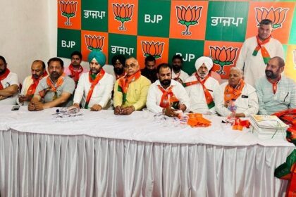 Lok Sabha Election 2024: केडी भंडारी व राणा हरदीप सिंह की मौजूदगी में पार्टी के चुनाव दफ्तर का हुआ उद्घाटन, बड़ी तादाद में शामिल हुए लोग