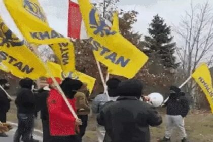 Canada News: कनाडा में फिर खालिस्तानियों का हिंदू मंदिर पर हमला, भारतीय तिरंगे का किया अपमान