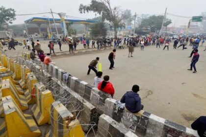 आखिरकार 57 दिनों बाद खुला चिल्ला बॉर्डर, किसानों ने किया धरना वापस लेने का फैसला, पढ़ें सिंघु और टीकरी बार्डर का हाल