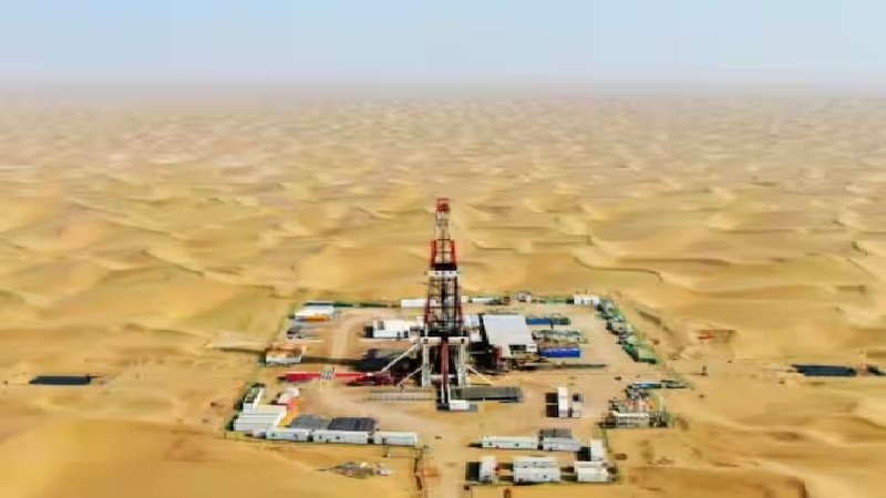 China New Mission: जाने क्यों चीन ने खोद डाला 10 हजार मीटर गहरा गड्ढा, क्या है इसके पीछे की मंशा?