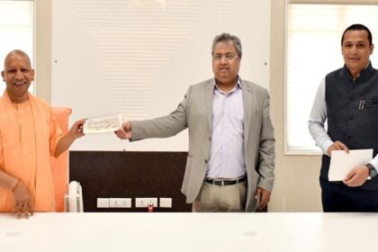 PM नरेंद्र मोदी ने CM योगी आदित्यनाथ से कहा, ओल्ड एज व शेल्टर होम की हो विशेष निगरानी