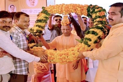 UP News: सीएम योगी ने पंडित दीनदयाल उपाध्याय स्मृति महोत्सव मेला एवं विराट किसान संगोष्ठी को किया संबोधित