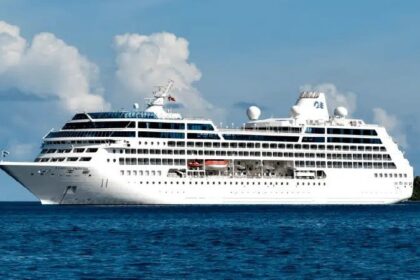 Cruise Ship: क्रूज में सवार 800 लोगों को हुआ कोरोना, लोगों में फैली दहशत