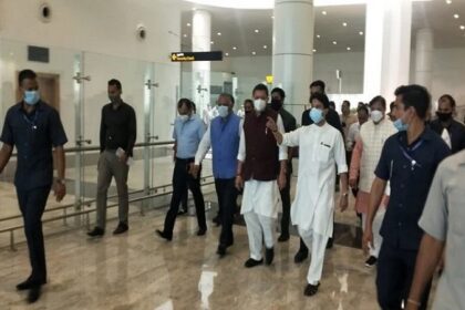 उत्तराखंड के लोगों को CM धामी ने दी बड़ी सौगात, देहरादून से कई रूटों पर शुरू हुई फ्लाईट