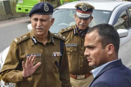 सरकार का बड़ा फैसला, दिल्ली में एसएन श्रीवास्तव को सौंपी पुलिस की कमान, पढ़े मामला