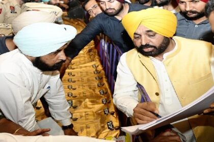 Punjab News: मुख्यमंत्री द्वारा धूरी से ‘सरकार आपके द्वार’ प्रोग्राम की शुरुआत