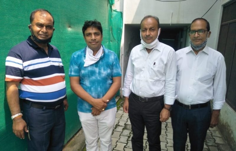 कोरोना संकट में हर घर तक राशन पहुंचाकर दीनानाथ प्रधान और उनकी टीम ने पेश की सेवा की मिसाल : बेरी