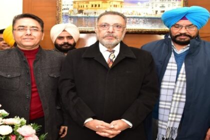 Punjab News: डॉ. बलबीर सिंह ने स्वास्थ्य एवं परिवार कल्याण, चिकित्सा शिक्षा एवं अनुसंधान और चुनाव संबंधी मंत्री का पद संभाला