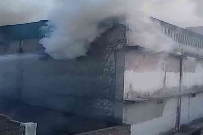 Punjab News: ऊन फैक्ट्री में लगी भीषण आग, जला लाखों का सामान