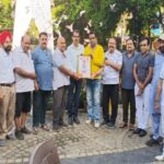 Punjab News: जागृति लहर के संपादक एवं सीनियर पत्रकार गौतम जालंधरी कलम दा धनी अवार्ड से सम्मानित