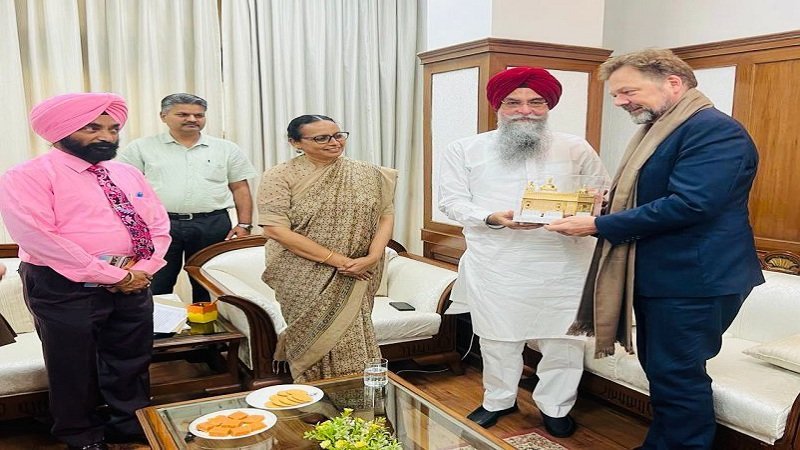 Punjab News: जर्मन राजदूत ने पंजाब विधान सभा के स्पीकर के साथ की मुलाकात