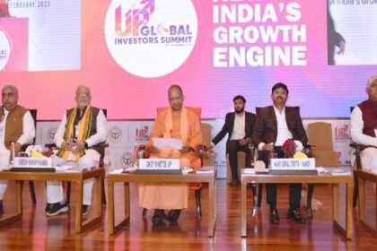UP News: दिल्ली में आयोजित ग्लोबल इन्वेस्टर्स समिट के रोड शो में उमड़ा कारोबारियों एवं उद्योगपतियों का हुजूम