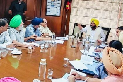 Punjab News: ऊर्जा मंत्री ने पेंशनर्स एसोसिएशन रजि. पी.एस.पी.सी.एल और पी.एस.टी.सी.एल के प्रतिनिधिमंडल के साथ की मुलाकात