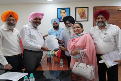 Punjab News: पंजाब स्टेट खज़ाना कर्मचारी एसोसिएशन के साथ की बैठक